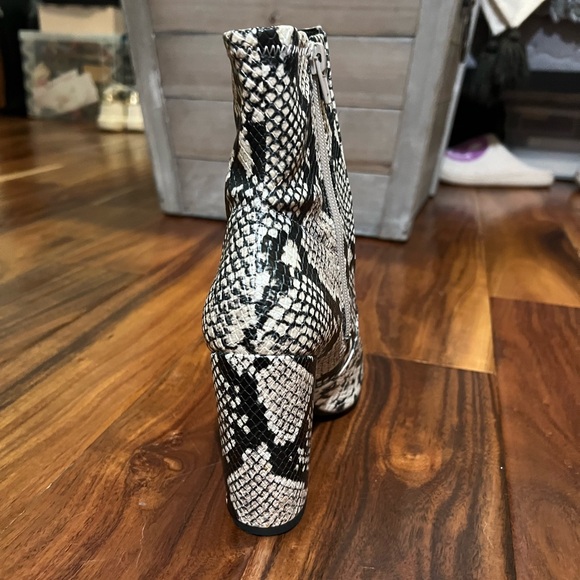 ALDO booties - Picture 4 of 8